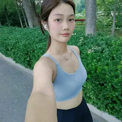 白娟